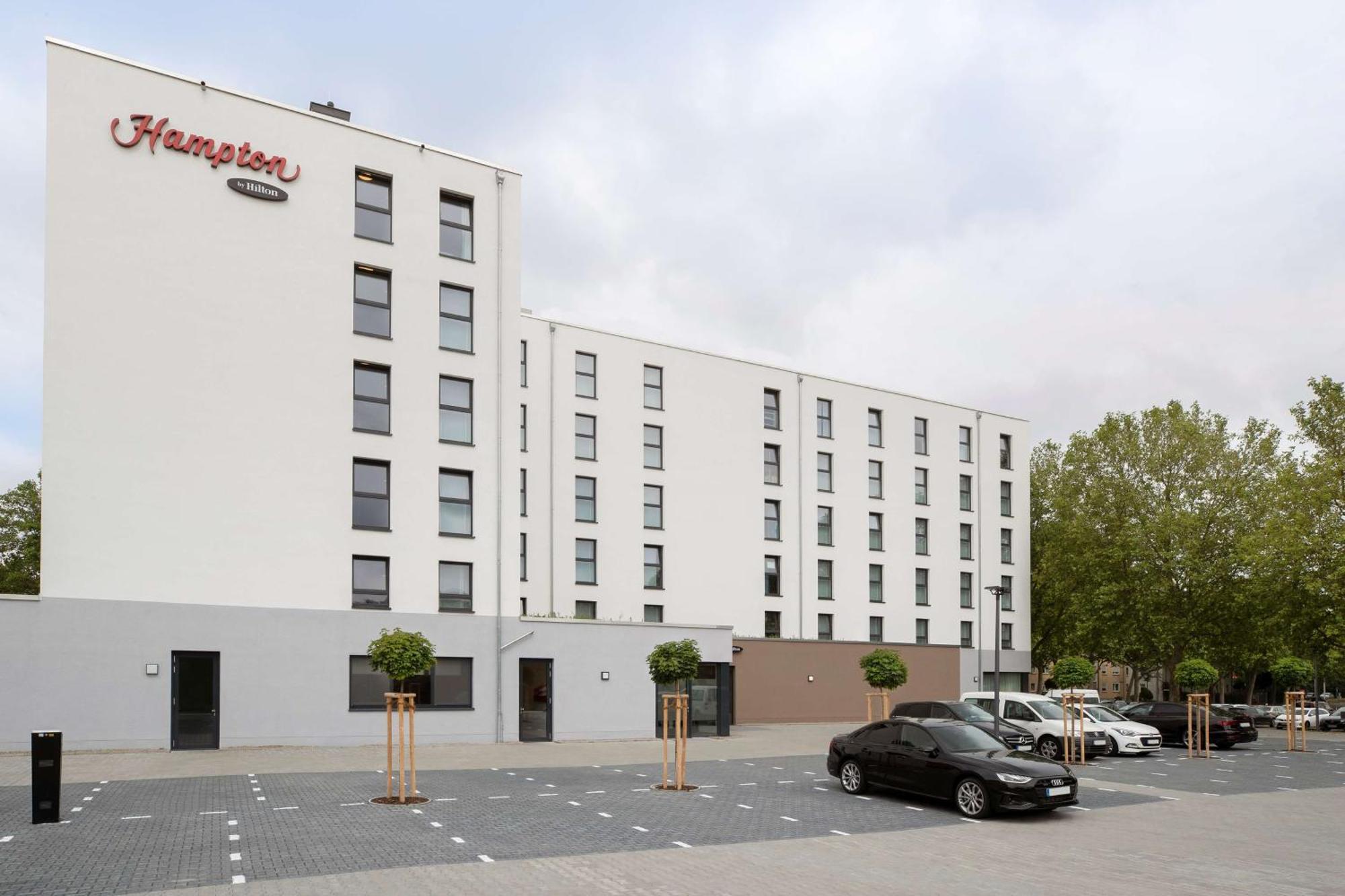 Hampton By Hilton Kaiserslautern Ngoại thất bức ảnh